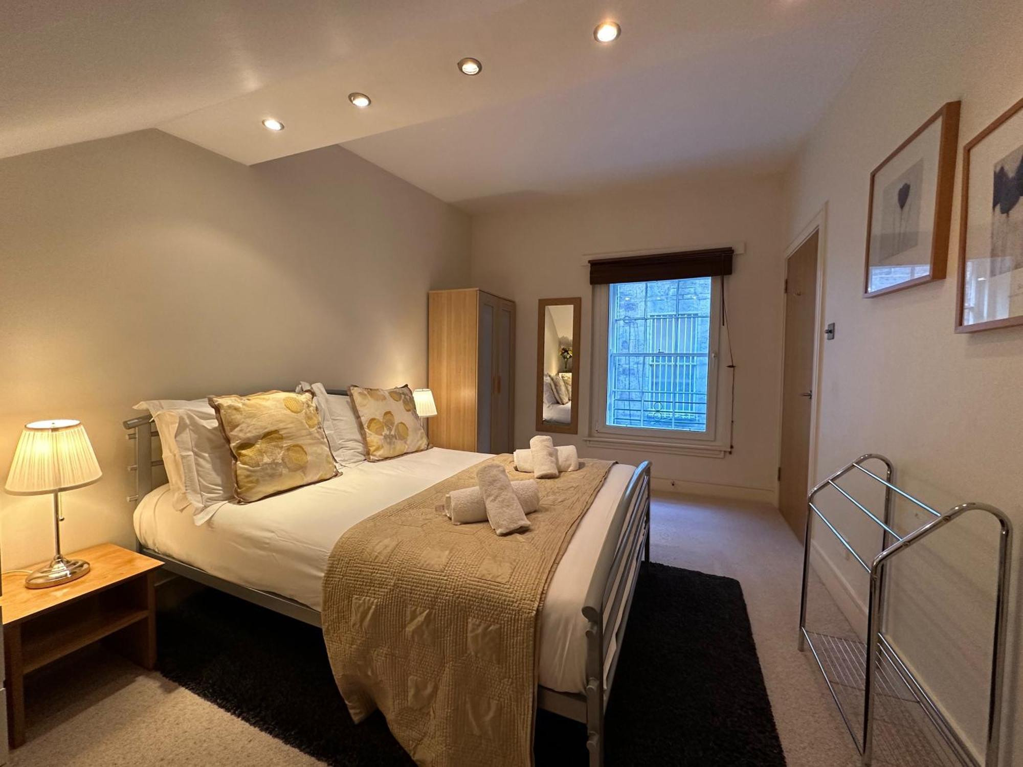 Apartment Thistle Lane Единбург Екстериор снимка